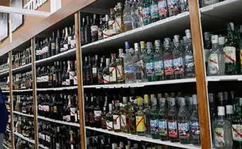 Nuevas reglas y sanciones para licorerías, hoteles, discotecas y locales: todos los detalles
