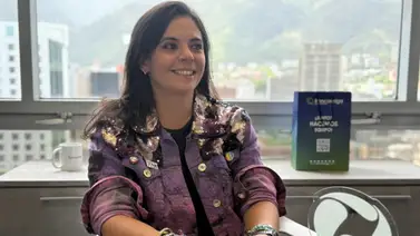 Djane Violet: una venezolana que rinde tributo a los voluntarios Djane Violet: una venezolana que rinde tributo a los voluntarios