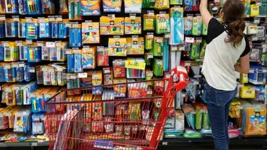 Nuevo alivio para las familias de Illinois: así podrán ahorrar en las compras escolares Nuevo alivio para las familias de Illinois: así podrán ahorrar en las compras escolares
