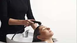 Mascarilla milagrosa para hidratar y alisar el cabello en casa: el aceite de oliva es la clave