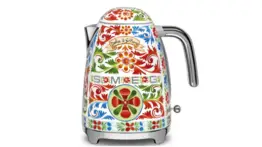 La estética de los años 50 aterriza en Venezuela: INNOVAR presenta la exclusiva colección SMEG para cocinas con estilo.