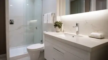 Diseño de baños pequeños: los mejores trucos arquitectónicos para ganar espacio y luminosidad Diseño de baños pequeños: los mejores trucos arquitectónicos para ganar espacio y luminosidad
