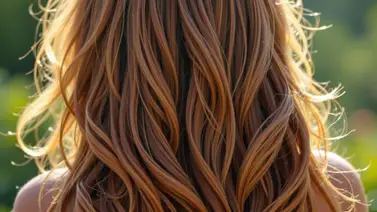 Conoce cuál es la mascarilla natural más efectiva para mantener el cabello hidratado y sin frizz: así debes aplicarla Conoce cuál es la mascarilla natural más efectiva para mantener el cabello hidratado y sin frizz: así debes aplicarla