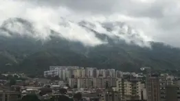 Dos ondas tropicales transitan Venezuela: lluvias activas en esas zonas