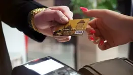 Banco venezolano anuncia ofertas en 35 comercios aliados para pagos con tarjetas: sepa cuáles son
