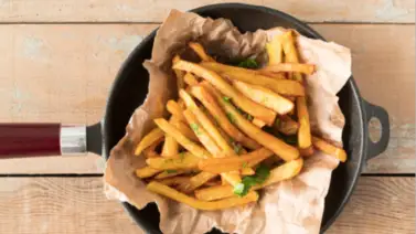 Papas fritas perfectas: el truco científico para que queden muy crujientes en la freidora de aire u horno Papas fritas perfectas: el truco científico para que queden muy crujientes en la freidora de aire u horno