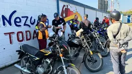 ¡Son obligatorios! Cinco requisitos que exige el INTT para conductores de motos en Venezuela: detalles 
