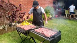 De la parrilla a tu casa: el auge de los servicios a domicilio 