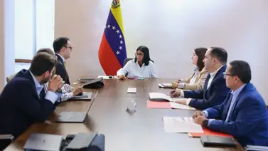 Delcy Rodríguez se reúne con el gabinete de Economía: establecen directrices para el Plan Ejecutivo Renacer Delcy Rodríguez se reúne con el gabinete de Economía: establecen directrices para el Plan Ejecutivo Renacer