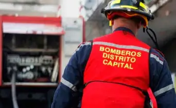 Mujer de la tercera edad sobrevive tras caer a los rieles del Metro de Caracas: quedó atrapada debajo del tren