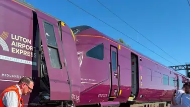 Tragedia en Inglaterra: choque de trenes deja un muerto y decena de heridos Tragedia en Inglaterra: choque de trenes deja un muerto y decena de heridos