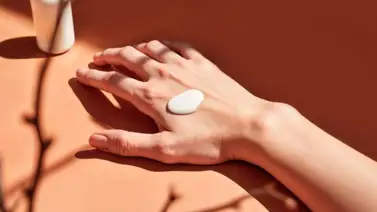 Preparación natural: crema casera rica en vitaminas que hidrata la piel a profundidad Preparación natural: crema casera rica en vitaminas que hidrata la piel a profundidad