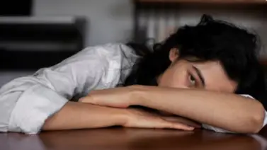 Falta de sol y depresión: la razón biológica por la que la oscuridad daña tu salud mental Falta de sol y depresión: la razón biológica por la que la oscuridad daña tu salud mental