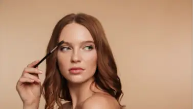 Las cejas orgánicas dominan las tendencias de belleza durante el verano de 2026: el regreso de la naturalidad Las cejas orgánicas dominan las tendencias de belleza durante el verano de 2026: el regreso de la naturalidad