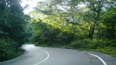 Trágico accidente en Ocumare de la Costa: vehículo cayó al vacío este 23 de junio Trágico accidente en Ocumare de la Costa: vehículo cayó al vacío este 23 de junio