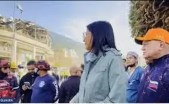 Delcy Rodríguez visita La Guaira tras terremotos en Venezuela: Estamos en la búsqueda de personas tapiadas