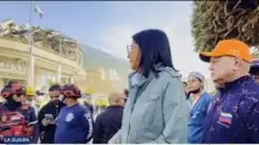 Delcy Rodríguez visita La Guaira tras terremotos en Venezuela: Estamos en la búsqueda de personas tapiadas Delcy Rodríguez visita La Guaira tras terremotos en Venezuela: Estamos en la búsqueda de personas tapiadas