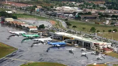 Líneas aéreas reanudan sus operaciones con Venezuela a través de Valencia tras cierre de Maiquetía Líneas aéreas reanudan sus operaciones con Venezuela a través de Valencia tras cierre de Maiquetía