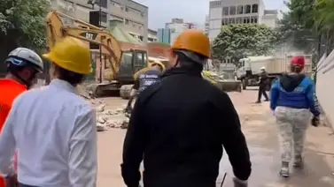 Gustavo Duque y John Barret evalúan daños y reparaciones en Chacao: detalles Gustavo Duque y John Barret evalúan daños y reparaciones en Chacao: detalles
