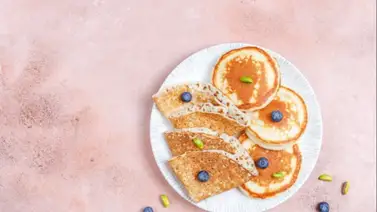 Cena ligera y saludable: así puedes preparar panquecas de avena con menos de 10 ingredientes Cena ligera y saludable: así puedes preparar panquecas de avena con menos de 10 ingredientes