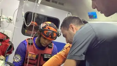 Luego de seis días bajo los escombros: así fue el rescate de un niño de tres años en La Guaira Luego de seis días bajo los escombros: así fue el rescate de un niño de tres años en La Guaira