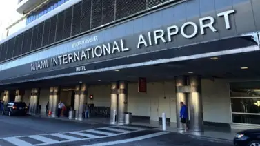 ¡Caos en Miami! Mujer detenida en el aeropuerto por presunta amenaza bomba ¡Caos en Miami! Mujer detenida en el aeropuerto por presunta amenaza bomba