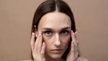 Este método natural es gratis y elimina las bolsas debajo de tus ojos: consejos de la Clínica Mayo para rejuvenecer tu rostro Este método natural es gratis y elimina las bolsas debajo de tus ojos: consejos de la Clínica Mayo para rejuvenecer tu rostro