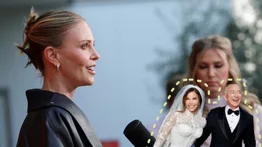 Charlize Theron le tira a los ricos desde su gala benéfica mientras Jeff Bezos celebra su boda de lujo en Venecia: "Ellos son un asco"