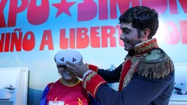 Así es la experiencia en la Expo Simón: puedes conversar con el Libertador mediante IA