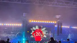 Homenaje póstumo: Oasis dedica "Live Forever" a Diogo Jota en Cardiff