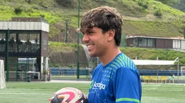 Jon Aramburu: voz joven y corazón Vinotinto 