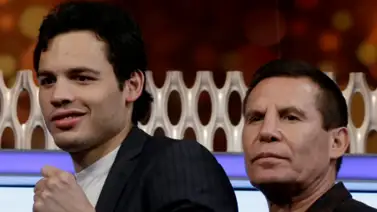 "Estoy destrozado": Julio César Chávez reaparece tras la detención de su hijo "Estoy destrozado": Julio César Chávez reaparece tras la detención de su hijo