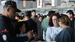 vuelo-venezolanos-repatriados-eeuu-niños-migrantes