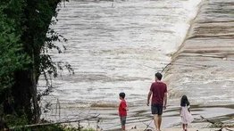 Tragedia en Texas: ascienden las cifras de fallecidos y desaparecidos en varios condados del estado