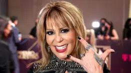 Alejandra Guzmán dedica show a su madre Silvia Pinal en el Arena CDMX: En donde esté le mandamos un aplauso