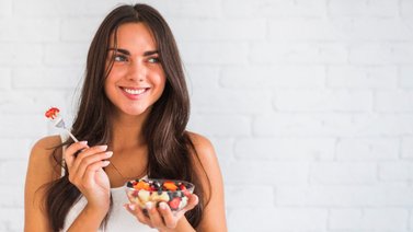 Lo que debes comer y beber la próxima vez que vayas a una fiesta para alargar tu vida: la salud puede ser divertida