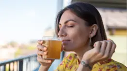 ¡Dile adiós al dolor menstrual! Las 5 propiedades medicinales poco conocidas de una popular flor ornamental 