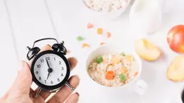 El ayuno intermitente tiene un beneficio adicional a la pérdida de peso: expertos revelan qué aporta a tu salud mental