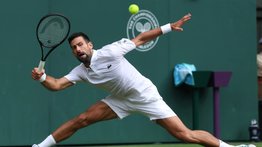¿Sorpresa italiana o dominio serbio? Cobolli enfrenta a Djokovic en los cuartos de final de Wimbledon