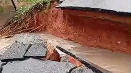 ¡Decenas de familias evacuadas! Intensas lluvias causan desplome de carretera en Yaracuy