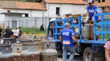 Cilindros de los hogares pertenecientes a los CLAP : despachan 12.436 litros de gas  doméstico Cilindros de los hogares pertenecientes a los CLAP : despachan 12.436 litros de gas  doméstico