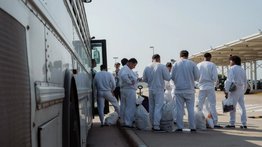 inmigrantes ice centros de detención estados traslados indocumentado familia familias