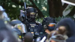 DHS denuncia agentes CRCL