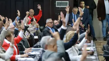 Parlamento aprueba acuerdo para denunciar a la UE: incluye la ruptura de relaciones comerciales con algunas empresas Parlamento aprueba acuerdo para denunciar a la UE: incluye la ruptura de relaciones comerciales con algunas empresas