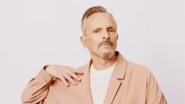 ¡Conmovedor! Miguel Bosé tiene un lindo gesto con pequeña fanática: "Es un ángel lleno de luz" 