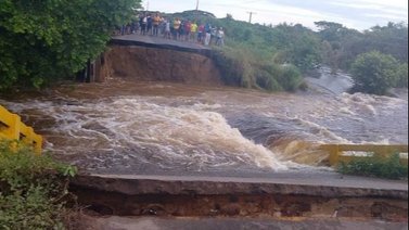 ¡Fuertes precipitaciones en Apure! Colapsa puente que comunica a las poblaciones de Bruzual y Mantecal