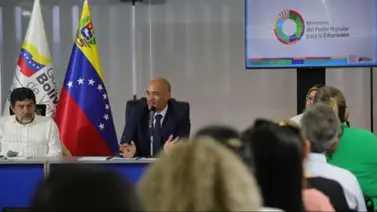 Héctor Rodríguez insta a reflexionar sobre la jubilación de los docentes: Es la edad de mayor capacidad Héctor Rodríguez insta a reflexionar sobre la jubilación de los docentes: Es la edad de mayor capacidad
