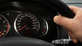 Conductor detenido minutos después de que entrara en vigor una nueva ley: ¿Qué establece la normativa “Super Speeder” en Florida?