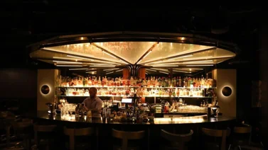 ¿Pagarías $2.500 por una bebida? El secreto de un trago en Colorado con precio de lujo: lo sirven como una joya