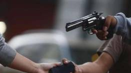 Venezolano es detenido tras cometer robo armado en tienda de telefonía: su víctima requirió apoyo psicológico